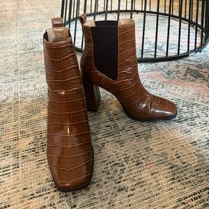 Sam Edelman circus NY brown heeled bootie